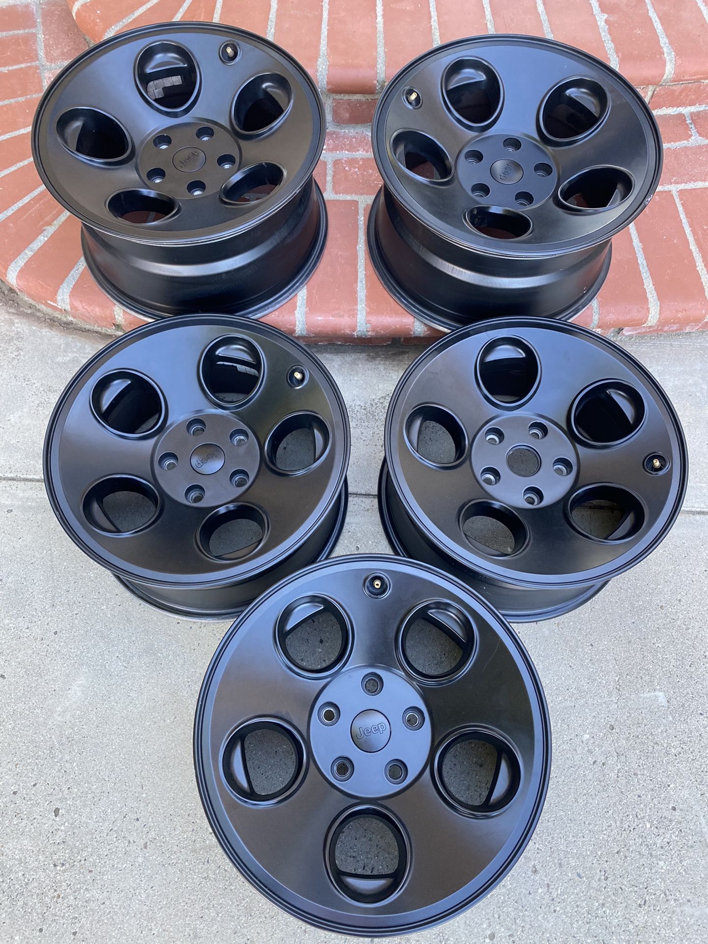Jeep wheels 17 inch AEV “Savegre” 5 wheels