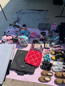 Yard sale La Mirada a lot of cheap stuff