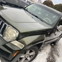08 Jeep Liberty 