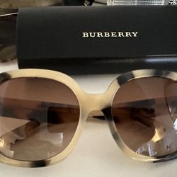 Burberry Sunglasses 