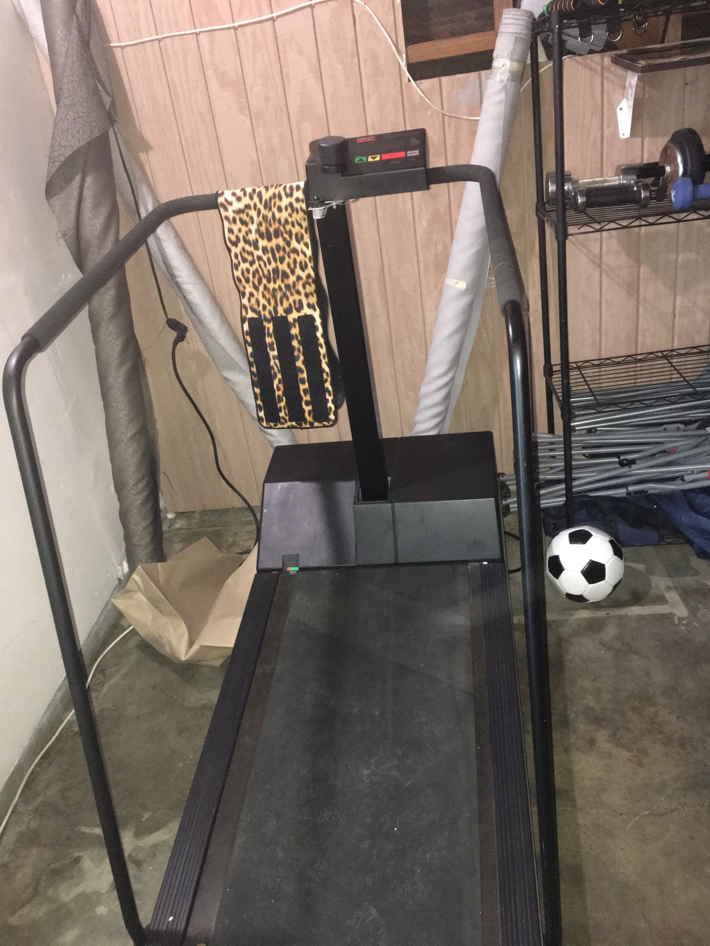 Precor 905e treadmill