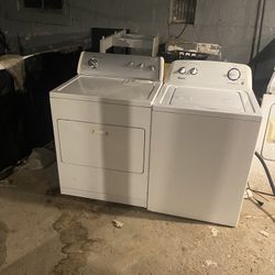 Amana Washer And Whirlpool Electric Dryer