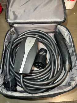 Tesla Gen 2 charger with 5-15 & J1772 with Bag