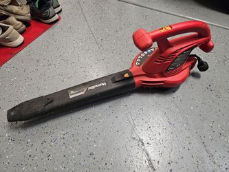 Leaf blower