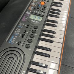 CASIO PIANO KEYBOARD 