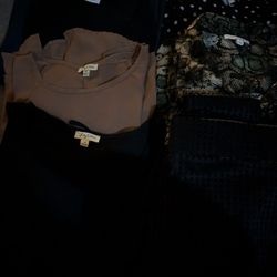 Work Clothes Lot Med And Large 6 Shirts 1 Skirt 