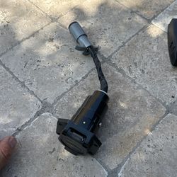 Blade To Pin Trailer Adapter
