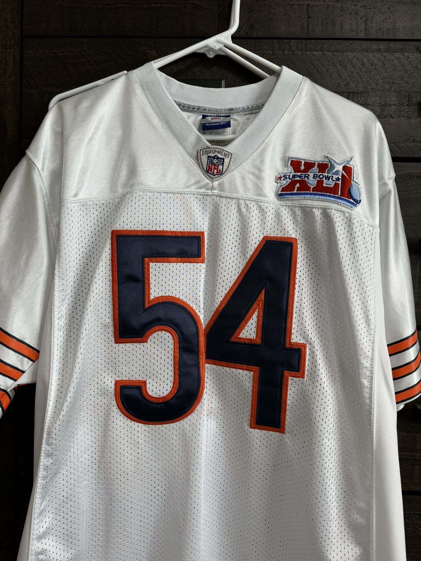 Chicago Bears Brian Urlacher #54 Super Bowl XL1 (Super Bowl 41) Jersey ON FIELD, White, Size 48(Large)