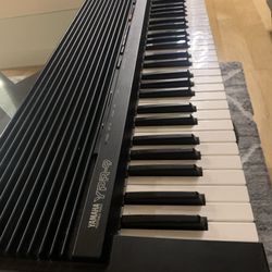 Yamaha YPR-9 Keyboard W/ Charger  (Vintage Japan)