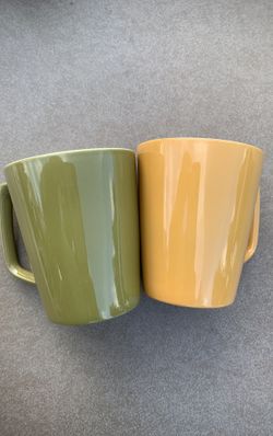 4 Corning coffee cups - vintage colors