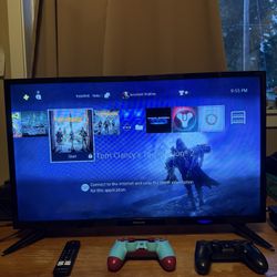 PS4 Slim 1TB and Toshiba Smart TV