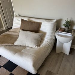 Loveseat Comfy chair