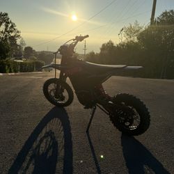 Throne Strike Shadow 48v 