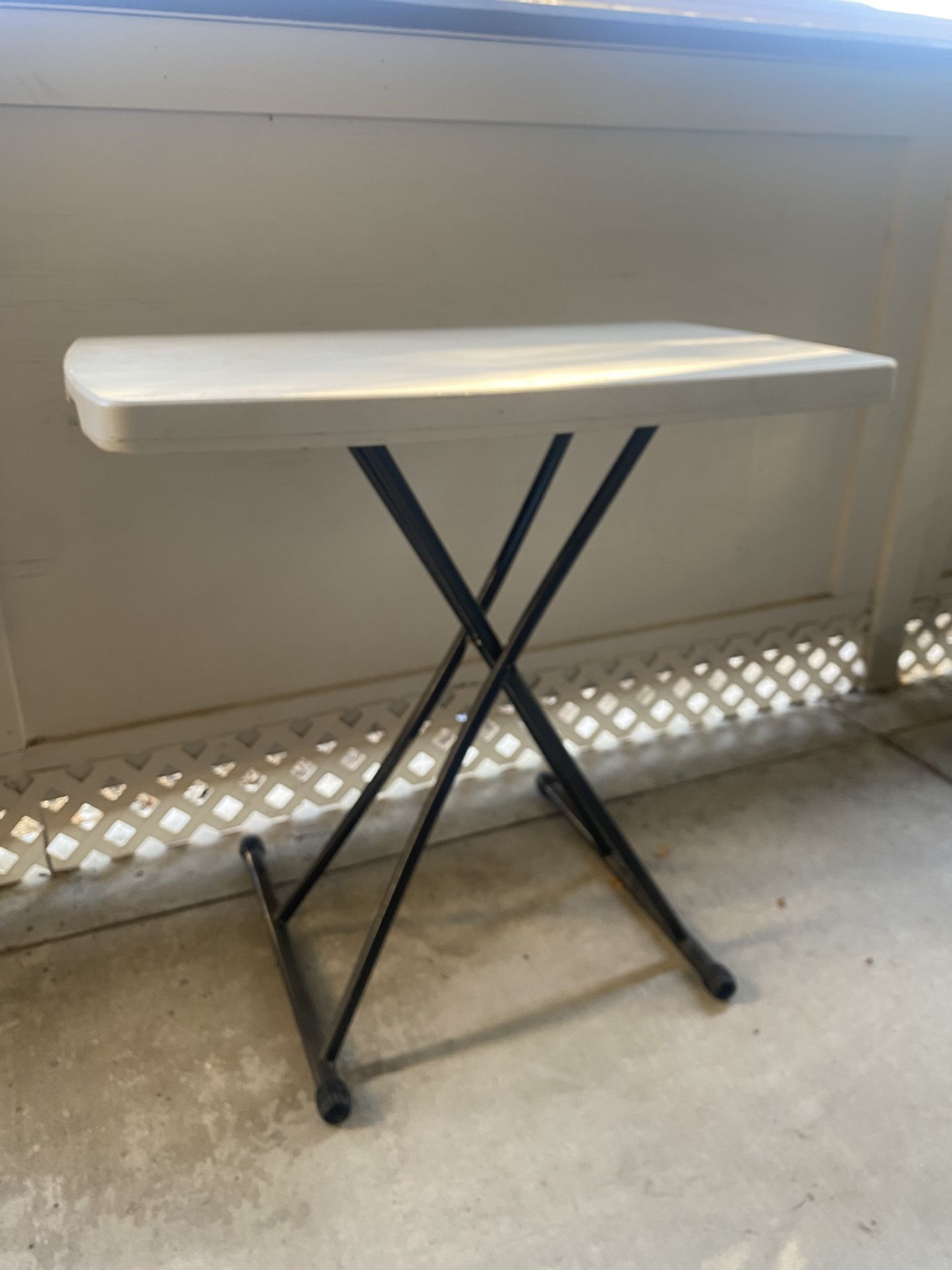 Foldable Table