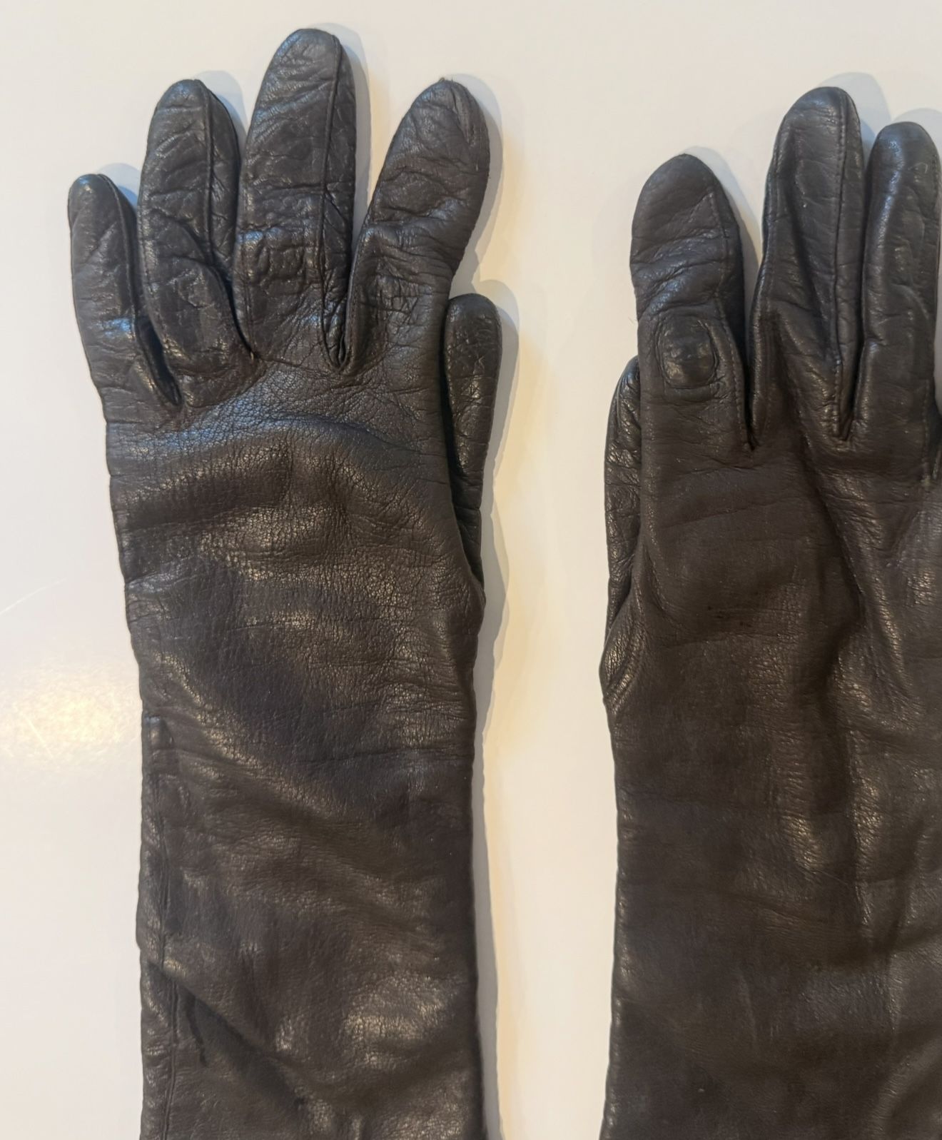 VINTAGE LONG BLACK LEATHER Women’s OPERA GLOVES. Size Small/Medium