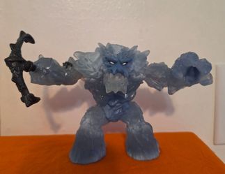 Schleich Eldrador Creatures 2 PC Ice Giant Play Figurine with  Anchor Accessories