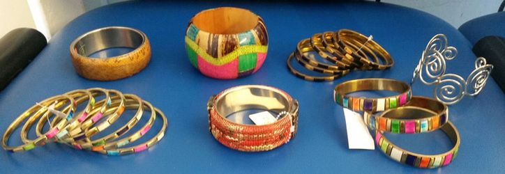 Bangles/ Bracelets
