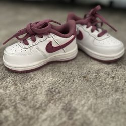 Kids Nikes 