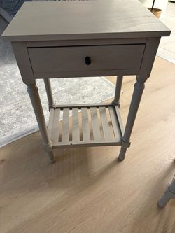 Side table/night stand