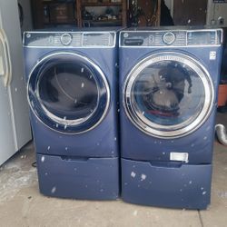 GE Washer And Gas Dryer Set 
