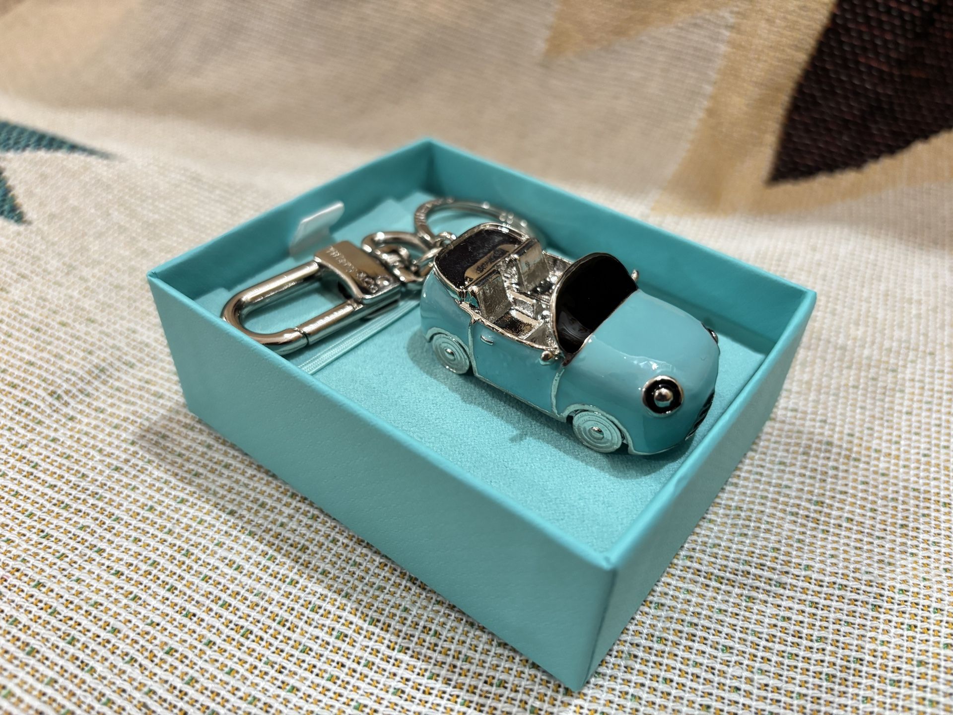 Tiffany Key Ring With a Jewelry Box