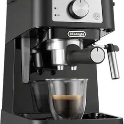 De'Longhi - Stilosa 15 Bar Pump Espresso Machine - Black and Stainless Model: EC260BKSKU