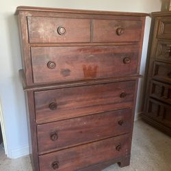 5 Drawer Standing Dresser