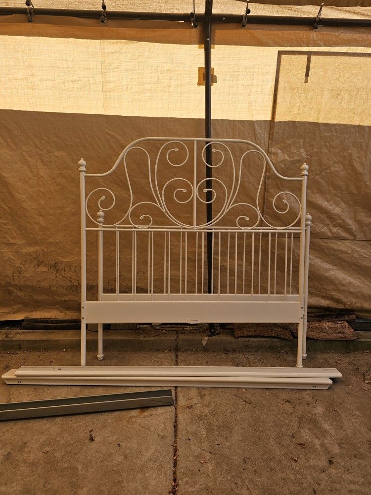 Full/Queen Bed Frame