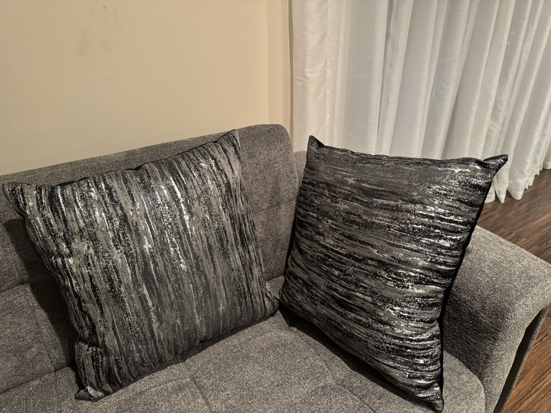 Sofa /Couch Pillows