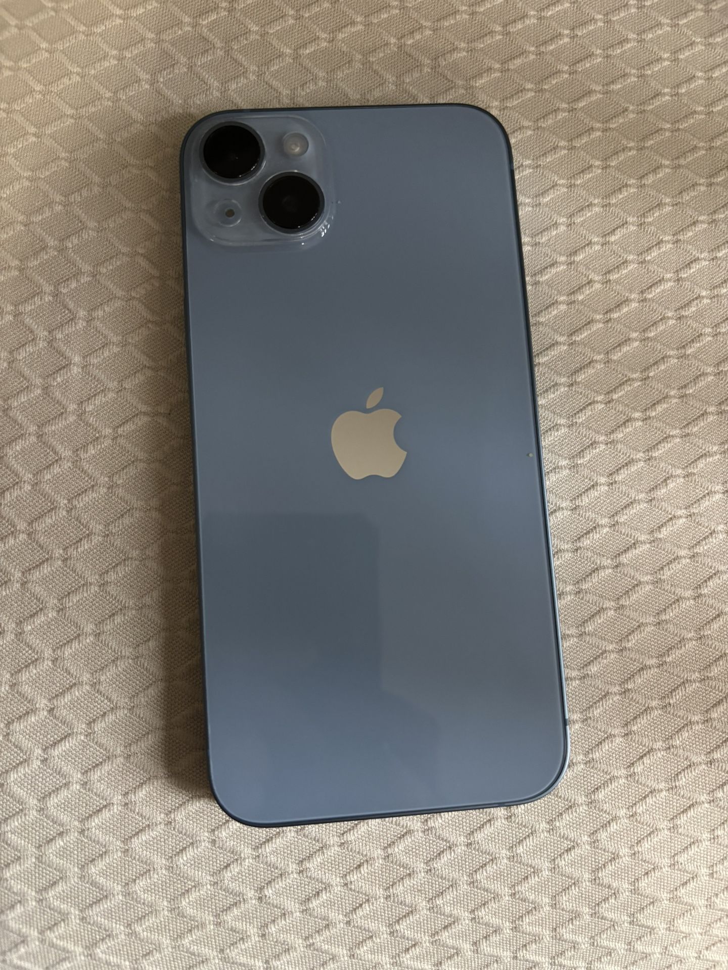 iPhone 14 Plus