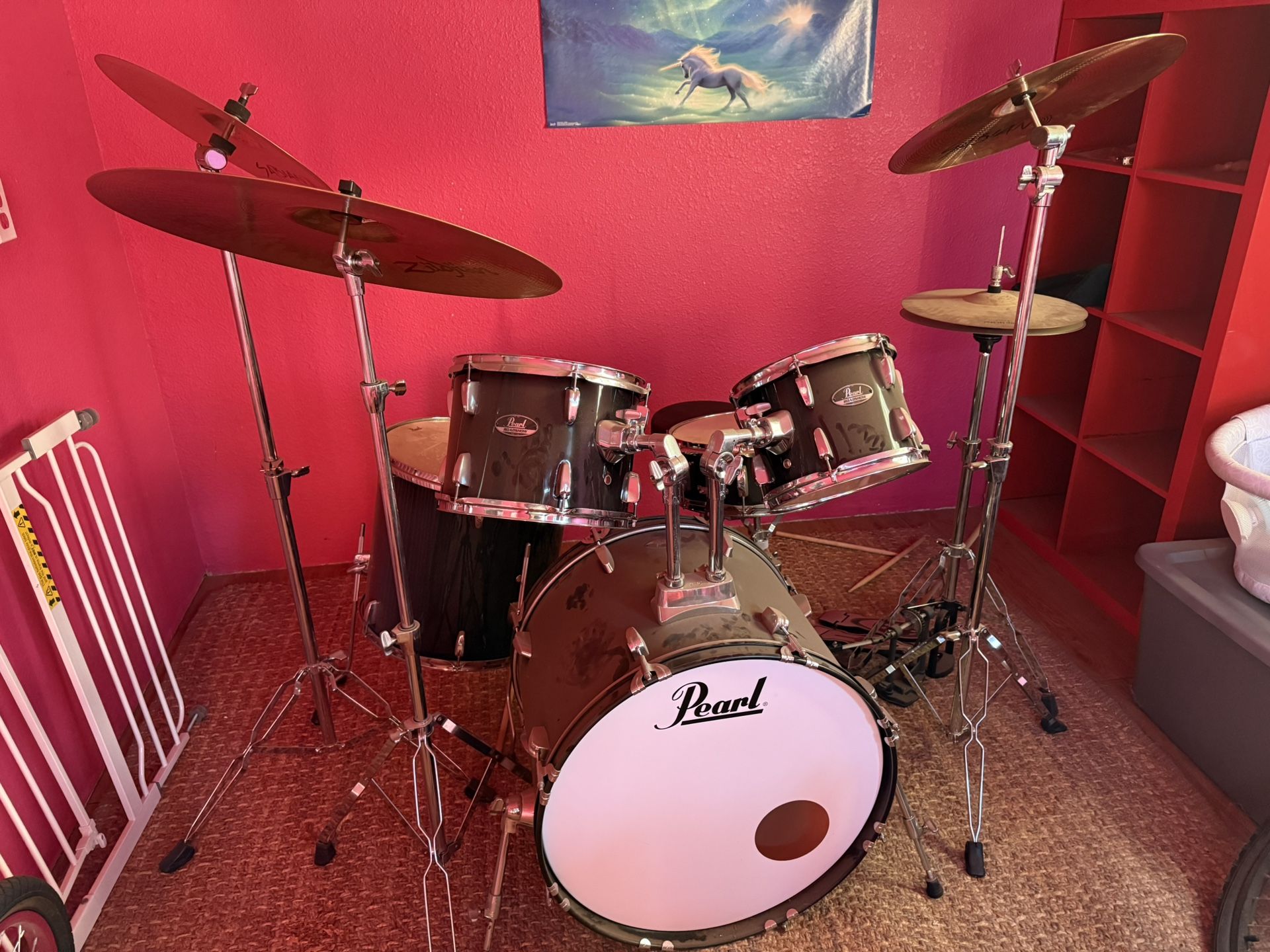 Pearl Roadshow Drum Set
