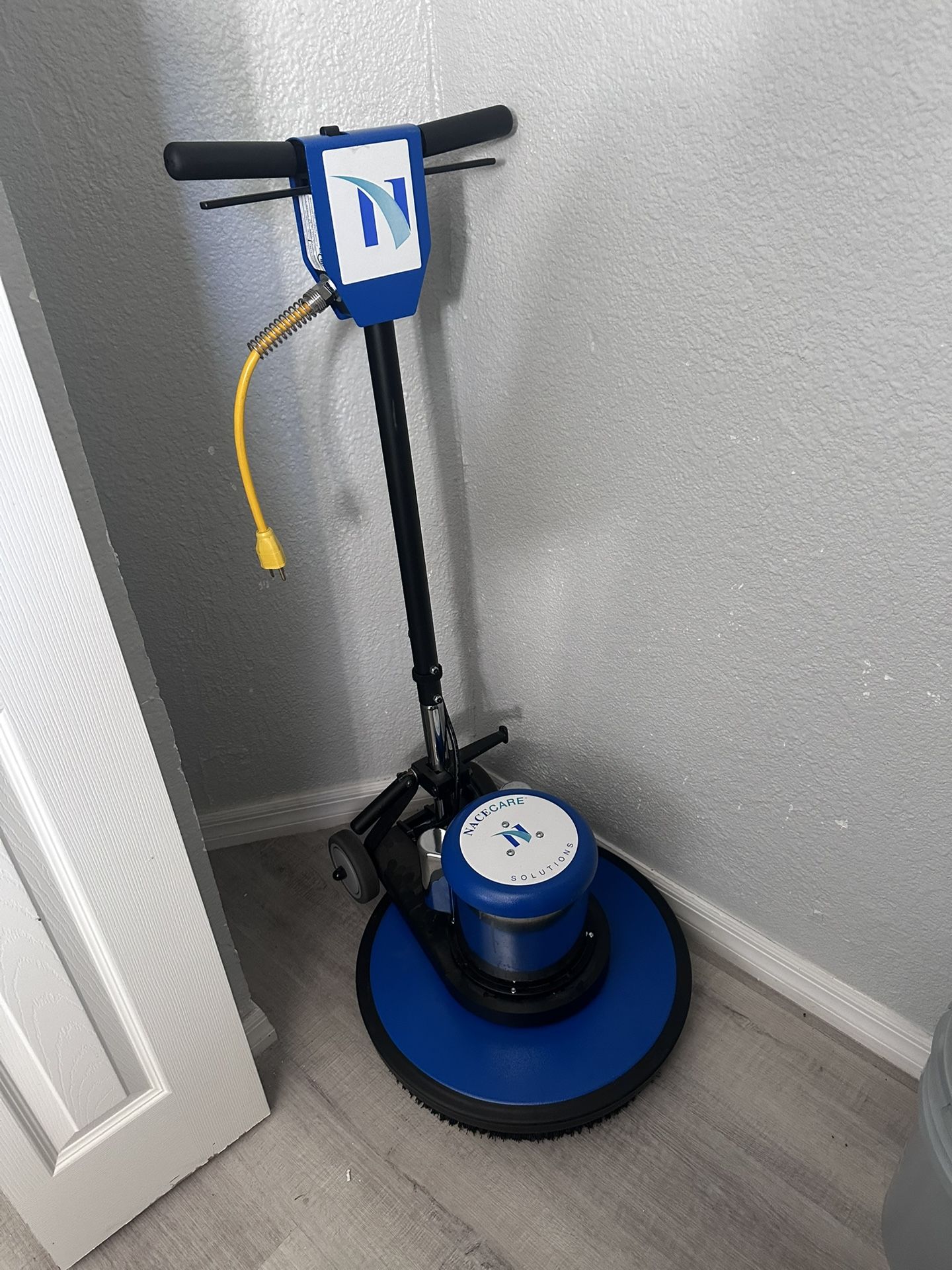 Nacecare Floor Scrubber