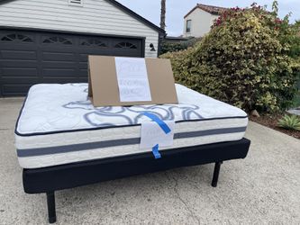 FREE Full Size Adjustable Electric bed, OUTSIDE NOW, like new