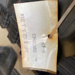 Mini Ex Tracks  300x52.2x84wide 