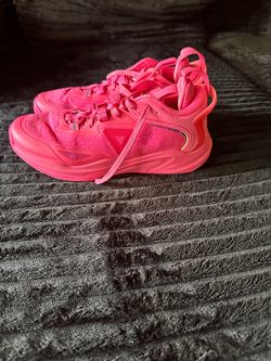 Indoor court shoes