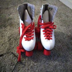 Women's Roller Skates