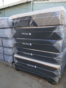 Nectar Queen Size Mattress Memory Foam