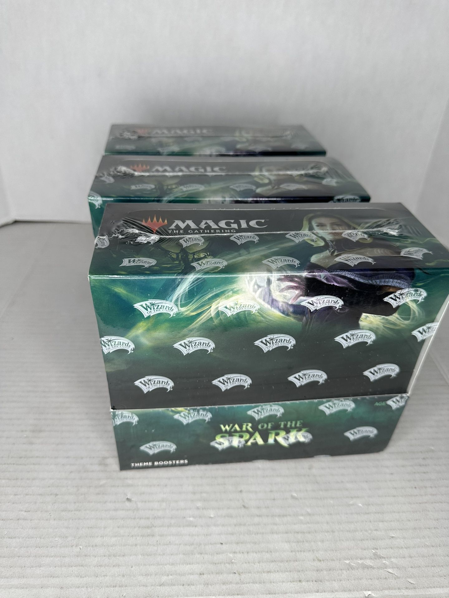 War of the Spark Theme Booster Display Box 10x Packs MTG WAR Magic the  Gathering