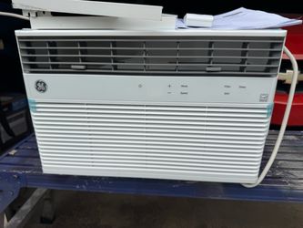 GE Smart Air Conditioner 8100btu With Remote. Works Good And Cold