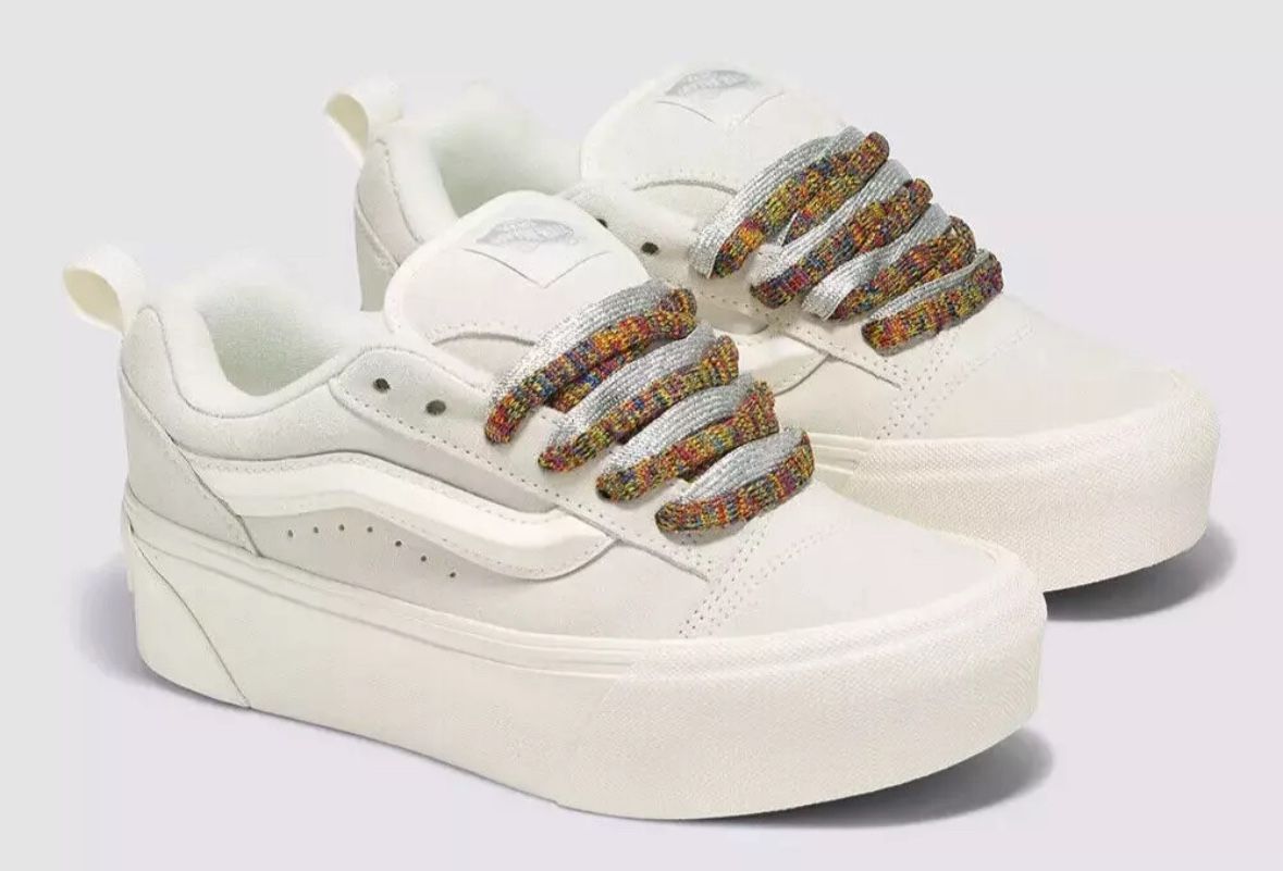 Vans Stack