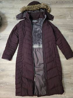 Eddie Bauer Womens Large Burgundy Long Quilted Winter Coat w Detachable Faux Fur Hood