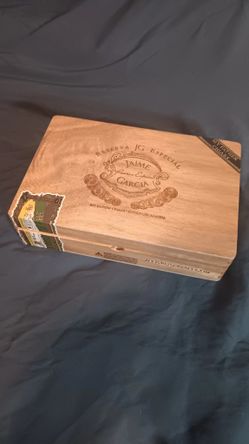 Wooden Cigar Box - Container - Storage 