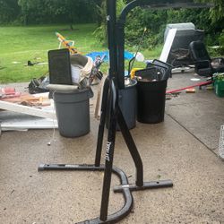 Everlast Punching Bag Stand 