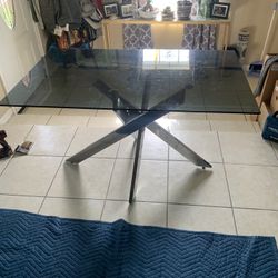 Dining Table / Breakfast Table Glass Top