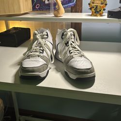 FUBU Men's Hustle Athletic Leisure Sneakers in white and grey.