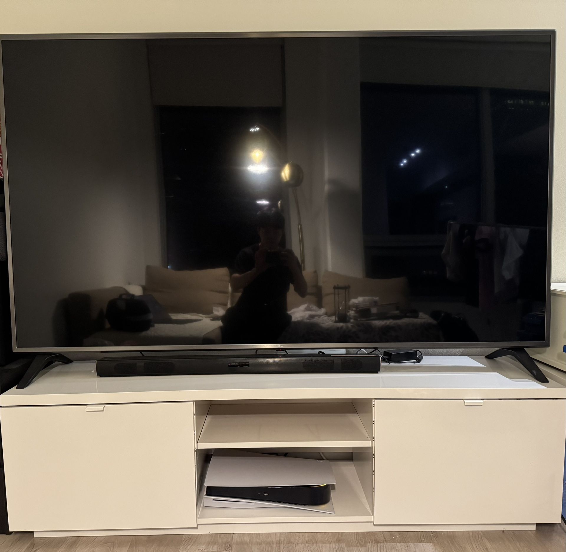 Tv Stand Fits Up To 75 Inch Screen