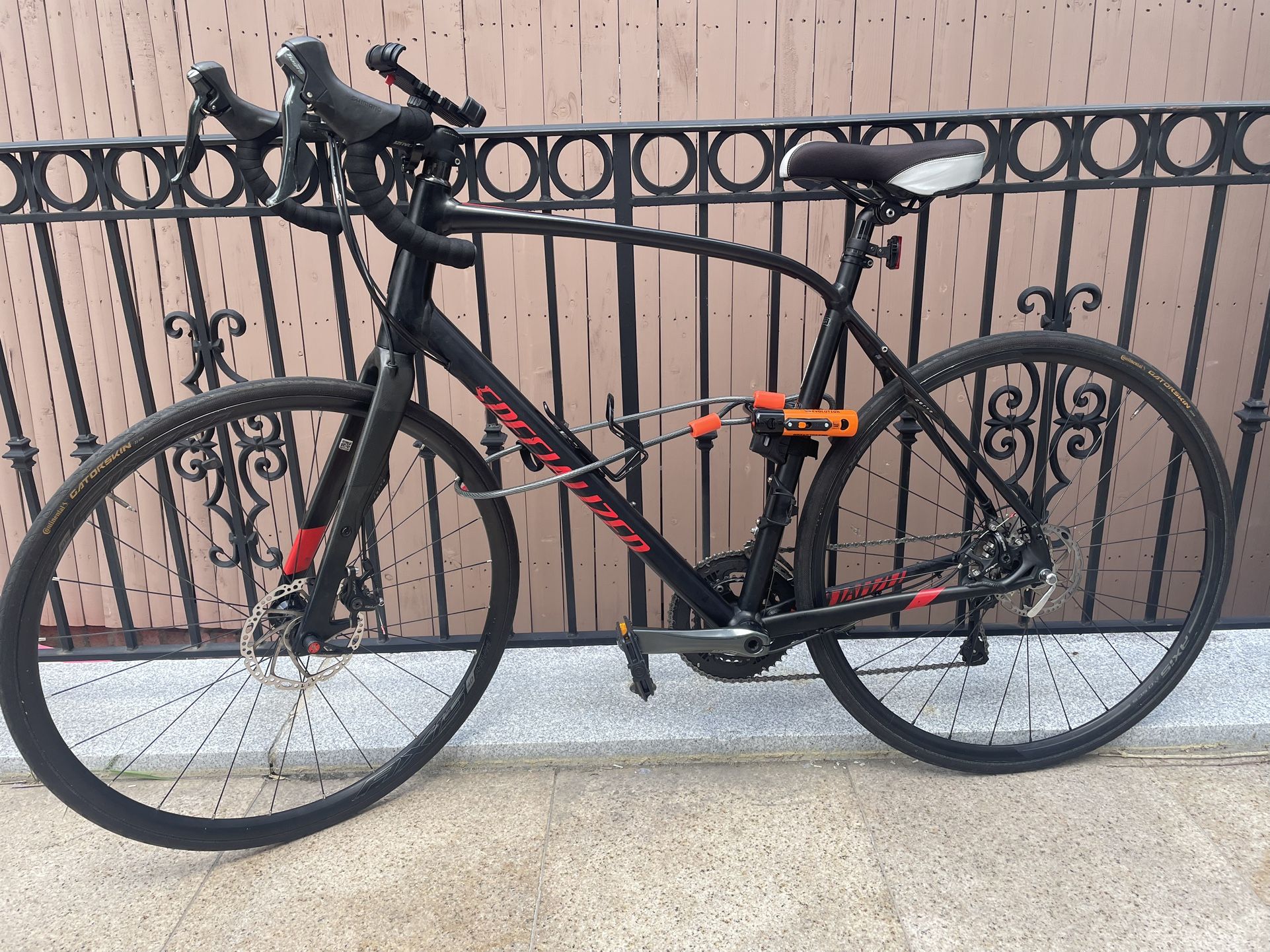 🚴 Specialized Diverge Road Bike - Recently Tuned & Upgraded - $750 (Cambridge/Somerville)