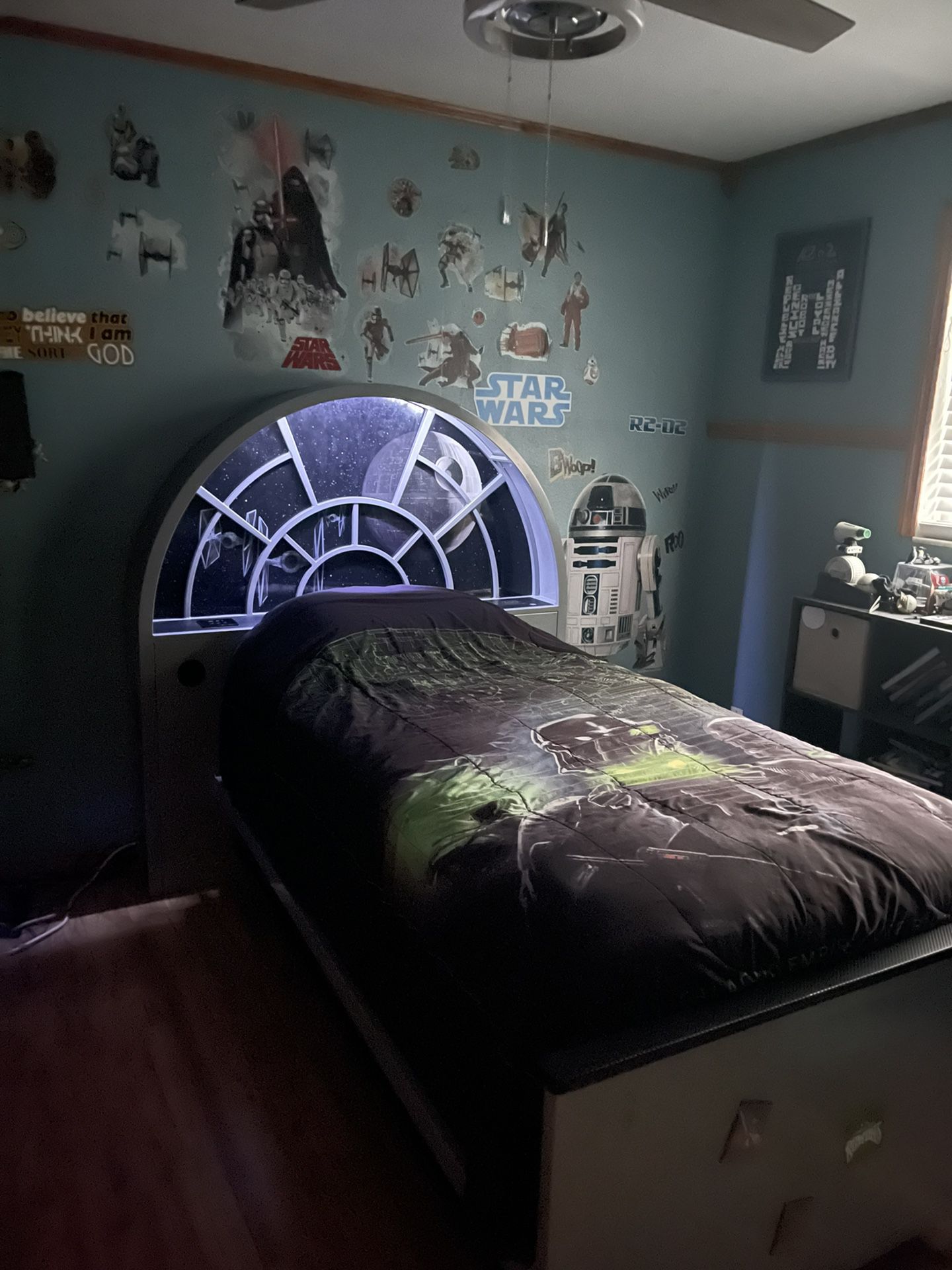 Star Wars Bed FREE