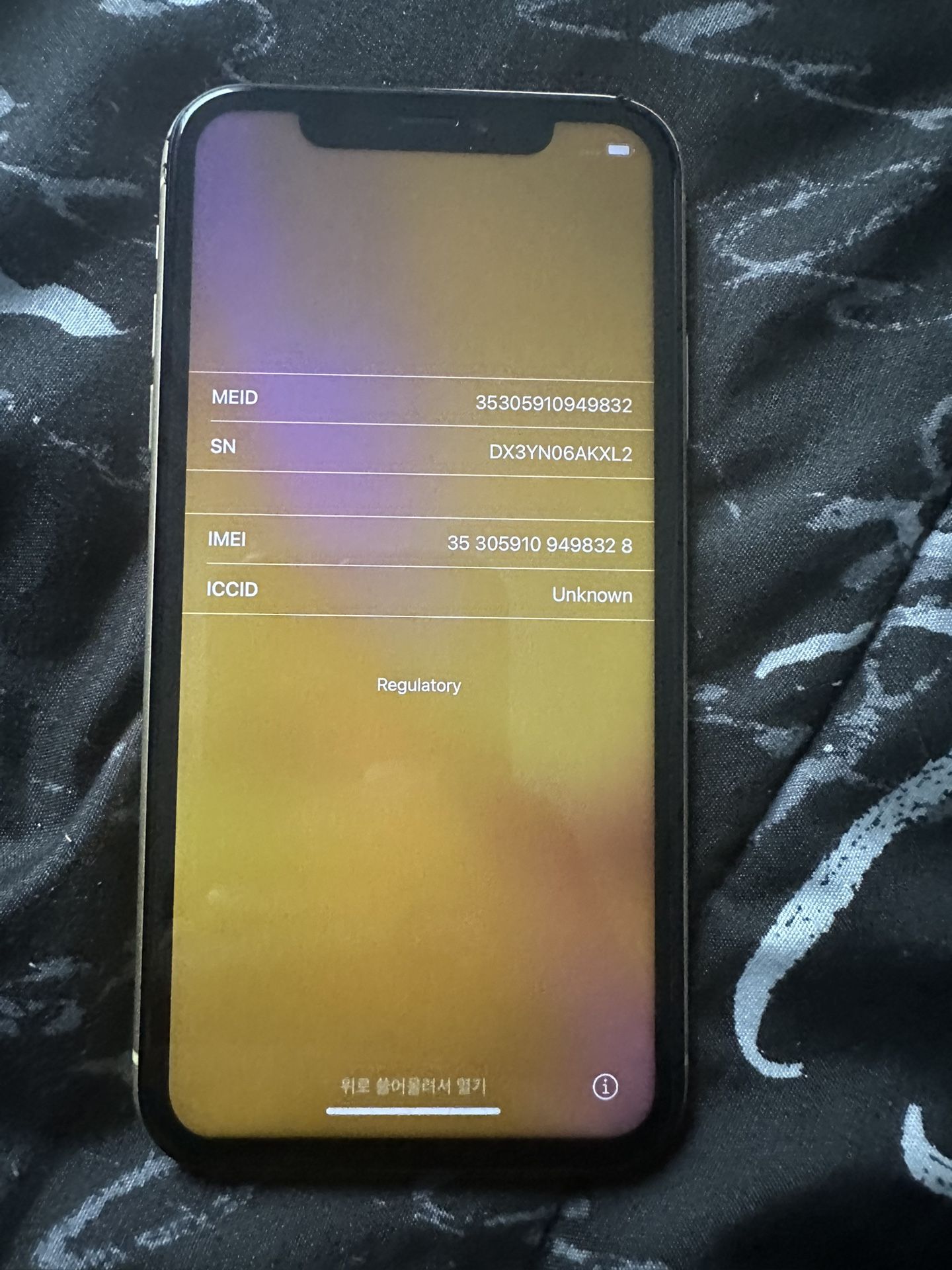 iPhone XR