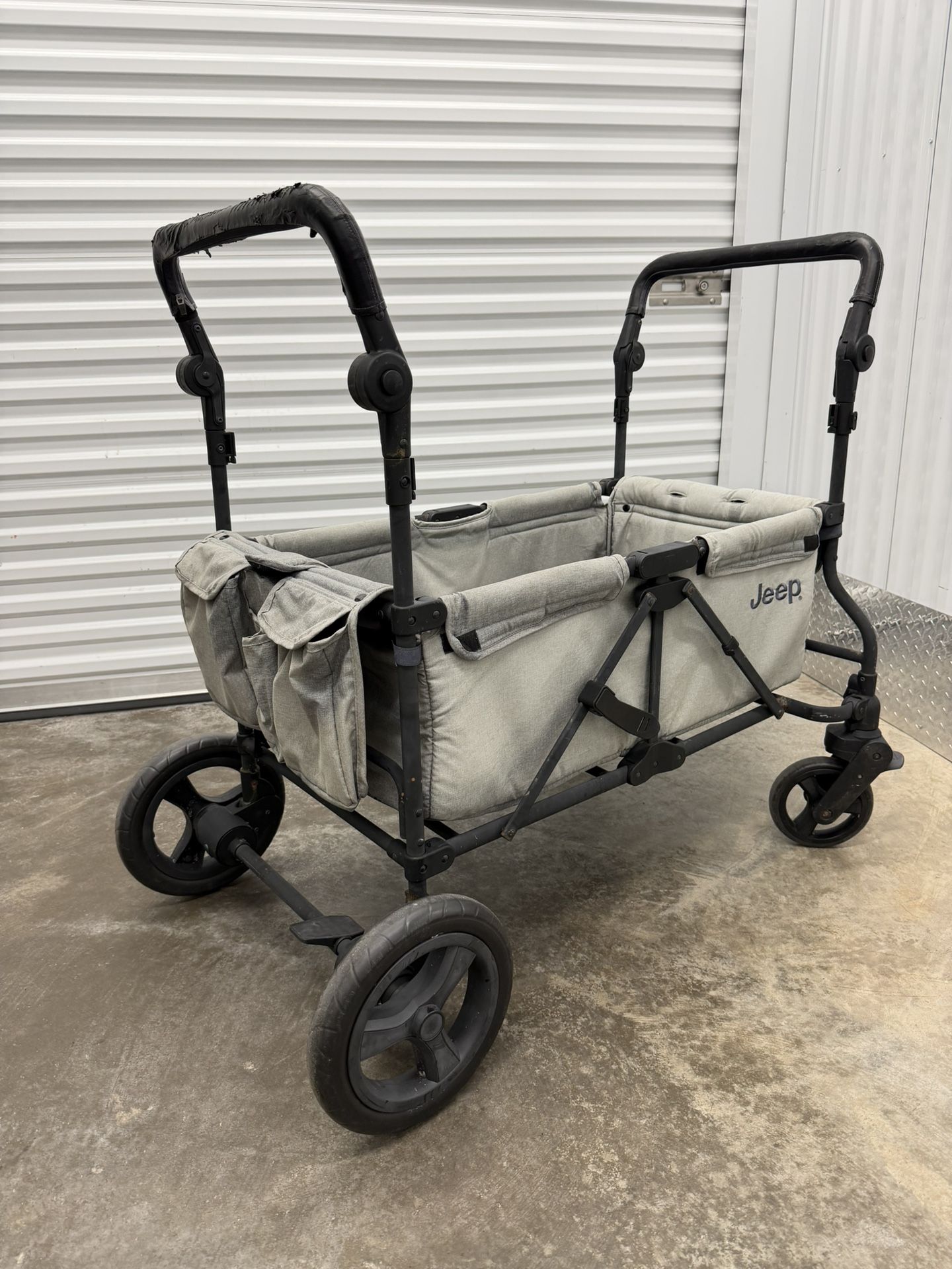 Jeep Wrangler Stroller Wagon - Gray